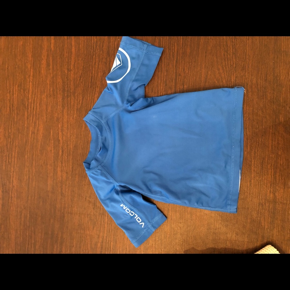Volcom swim shirt